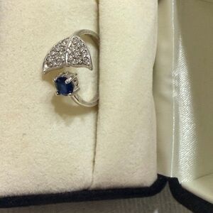Elegant Mexican Silver .925 and Blue Gemstone Ring. Adjustable size 7.5 to 8.5